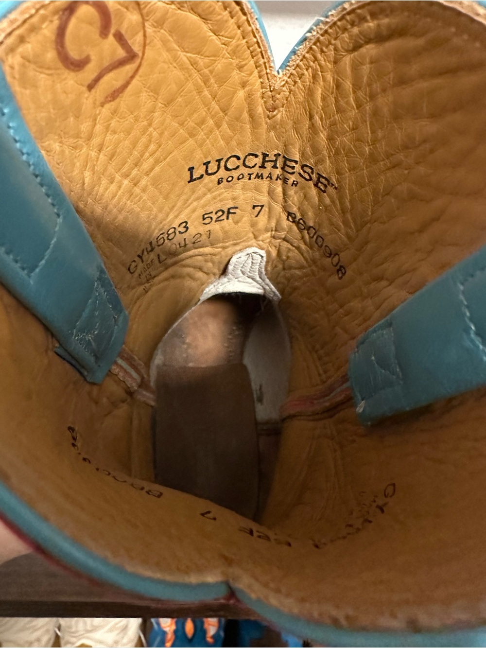 Lucchese Red Dale’s Women’s size 7B - Picture 5 of 6